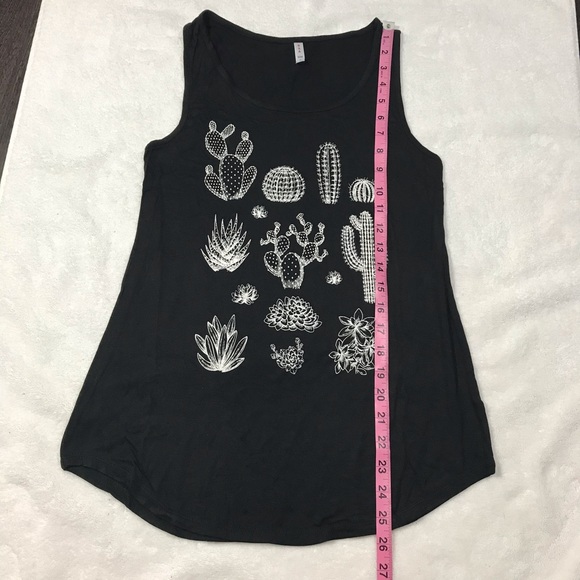 Cactus and Succulent Print Tank Top - Picture 9 of 13